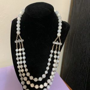 Gorgeous Vintage Genuine Lucite necklace 18”